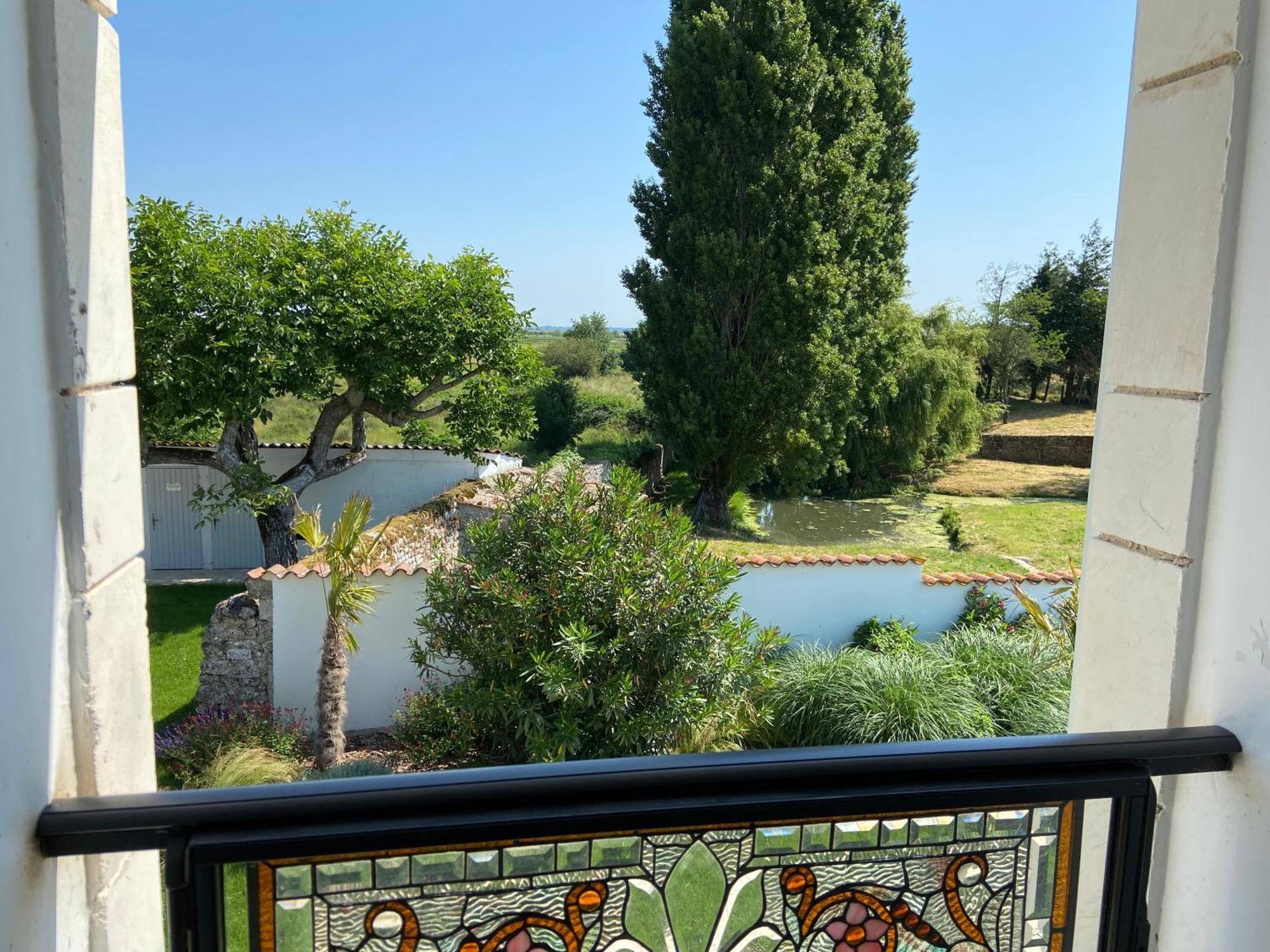 Chateau De Feusse Saint-Just-Luzac Exteriér fotografie